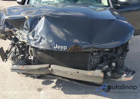 2016 Jeep Compass Sport z USA, uszkodzony, nr VIN 1C4NJCBA4GD703209